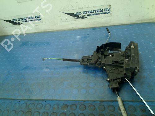 Rear left lock MERCEDES-BENZ C-CLASS (W205) C 180 (205.076) | BP13622014C100 