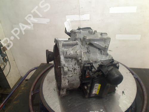 Used Gearbox SKODA OCTAVIA III Combi (5E5, 5E6) 1.6 TDI (105 hp) 31243541