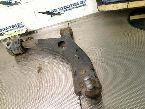 Used Right front suspension arm Right front suspension arm VOLVO V40 Hatchback (525) D4 (190 hp) 33735881 33735881