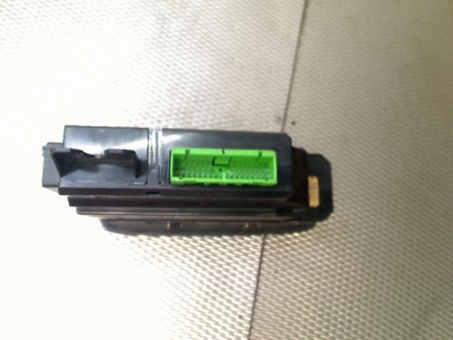 Left front window switch VOLVO XC90 I (275) T6 AWD | BP30834485I27