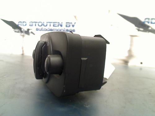 Headlight switch FORD FIESTA VI (CB1, CCN) 1.25 | BP15088257I24 