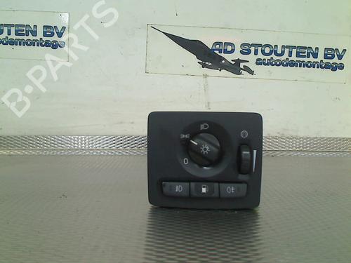 Forlygtekontakt VOLVO V50 (545) 2.0 D (136 hp) 31039930