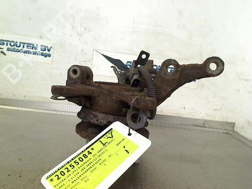 Venstre Styrespindel lagerhus HYUNDAI i10 I (PA) 1.1 (67 hp) 31040052