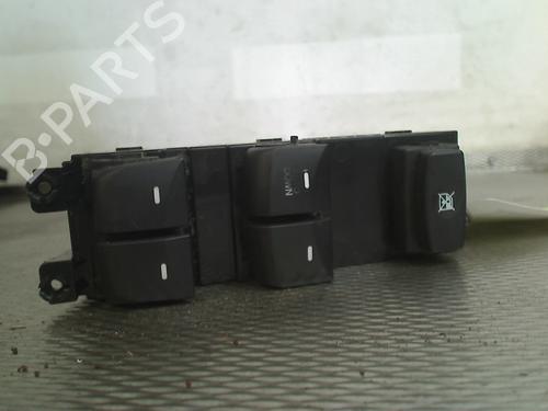 Used Left front window switch Left front window switch HYUNDAI i30 (GD) 1.6 CRDi (128 hp) 36440152 36440152