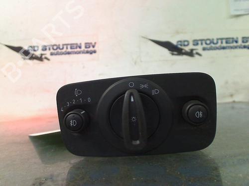 Commande de phare FORD FIESTA VI (CB1, CCN) 1.25 (82 hp) 16648912