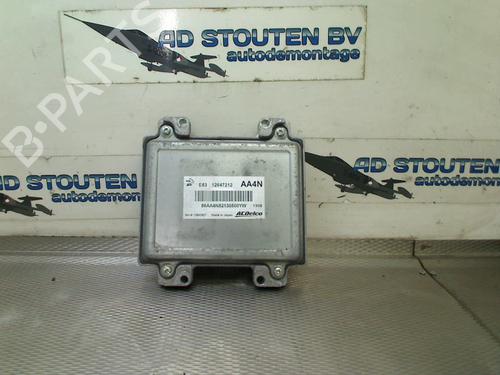 Used Engine control unit (ECU) Engine control unit (ECU) OPEL CORSA C (X01) 1.4 Twinport (F08, F68) (90 hp) 39716608 39716608