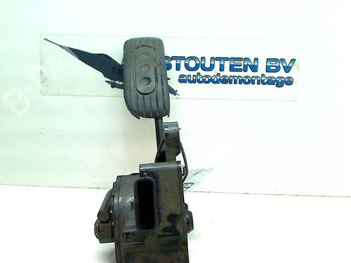 Used Pedal NISSAN MICRA III (K12) 1.2 16V (80 hp) 13123719