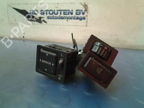 Used Switch TOYOTA HIACE IV Van (__H1_, __H2_) 2.5 D-4D (KLH12, KLH22) (88 hp) 11303953