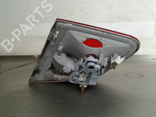 Venstre baglygte Venstre baglygte MERCEDES-BENZ B-CLASS Sports Tourer (W246, W242) B 180 CDI (246.200) (109 hp) 36070761 36070761