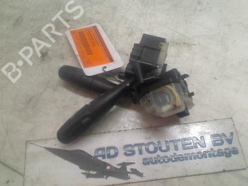 Used Steering column stalk HYUNDAI i30 Estate (FD) 1.6 (126 hp) 11304497