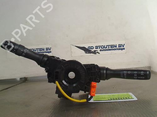 Licht + Raw Schakelaar TOYOTA YARIS (_P9_) 1.3 VVT-i (SCP90_, SCP90R) (87 hp) 31287630