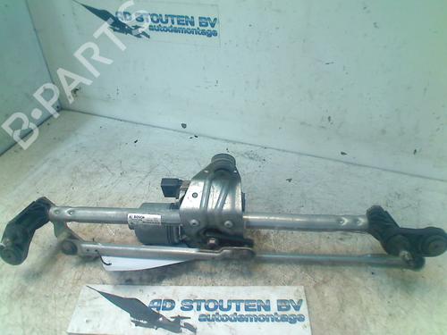 Used Front wipers mechanism SKODA OCTAVIA III Combi (5E5, 5E6) 1.2 TSI (105 hp) 11317118