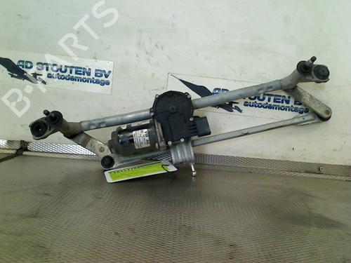 Used Front wipers mechanism VW POLO VI (AW1, BZ1, AE1) 1.0 (75 hp) 31060082