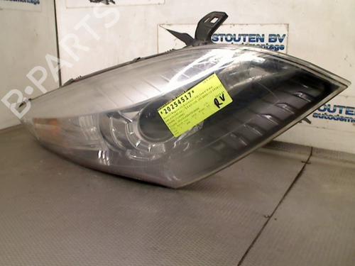 Phare droit RENAULT MEGANE III Grandtour (KZ0/1) 1.5 dCi (KZ09, KZ0D, KZ1G, KZ29, KZ14, KZ1W, KZ10, KZ1F,... (110 hp) 32016695