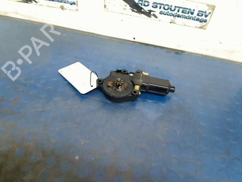 Used Left front window motor HYUNDAI TUCSON (JM) 2.0 All-wheel Drive (141 hp) 21188843