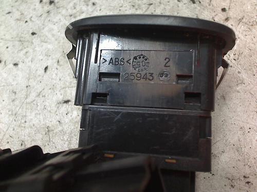 Switch PEUGEOT 1007 (KM_) 1.4 HDi | BP11311415I30