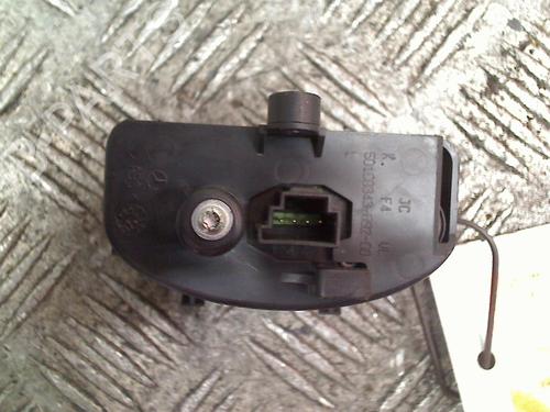 Switch MERCEDES-BENZ E-CLASS (W211) E 240 (211.061) | BP11311650I30 