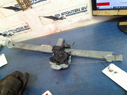 Used Front right window mechanism Front right window mechanism RENAULT TRAFIC III Van (FG_) 1.6 dCi 90 (FGME) (90 hp) 34692959 34692959