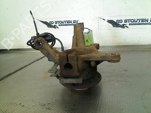 Fusée avant gauche RENAULT CAPTUR I (J5_, H5_) 1.2 TCe 120 (118 hp) 30435371