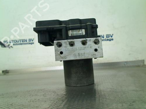 Used ABS pump ABS pump MERCEDES-BENZ SPRINTER 3,5-t Van (B906) 319 CDI / BlueTEC (906.631, 906.633, 906.635, 906.637) (190 hp) 36320929 36320929