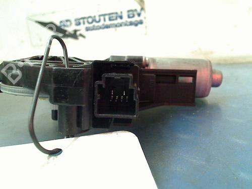 Right rear window motor VOLVO V60 I (155) D4 | BP13737573E22 