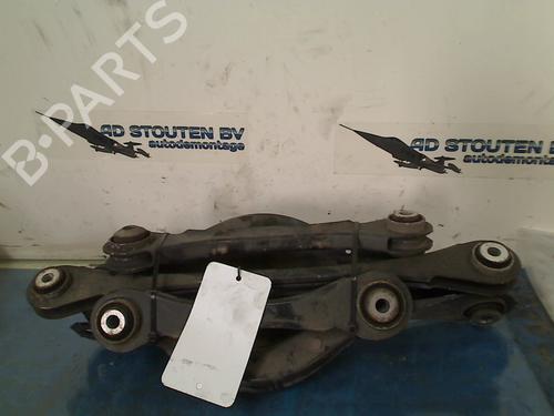 Used Right front suspension arm BMW 1 (F20) 118 d (150 hp) 13685492