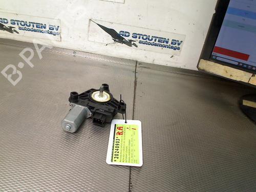 Fensterhebermotor hinten rechts für MERCEDES-BENZ C-CLASS (W205) C 350 e (205.047) (279 hp) 31263790