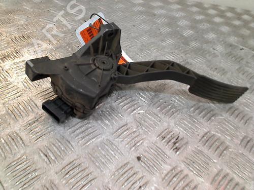 Pedal MITSUBISHI COLT VI (Z3_A, Z2_A) 1.3 (Z21A) (95 hp) 13124820