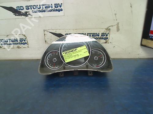 Used Instrument cluster Instrument cluster 21070408 21070408