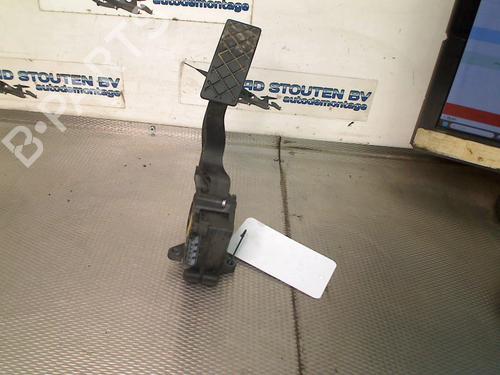 Used Pedal VW POLO V (6R1, 6C1) 1.0 TSI (95 hp) 26730456