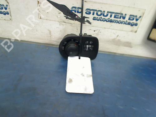Used Headlight switch SEAT LEON (1P1) 1.4 TSI (125 hp) 15783257