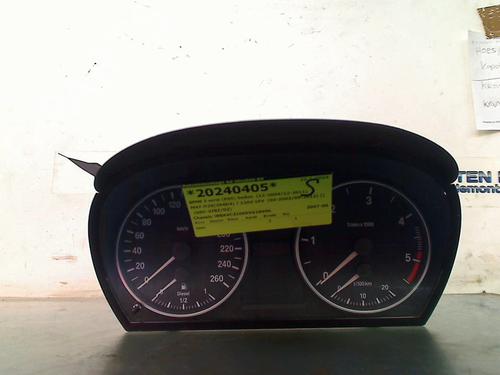 Used Instrument cluster Instrument cluster 17695938 17695938