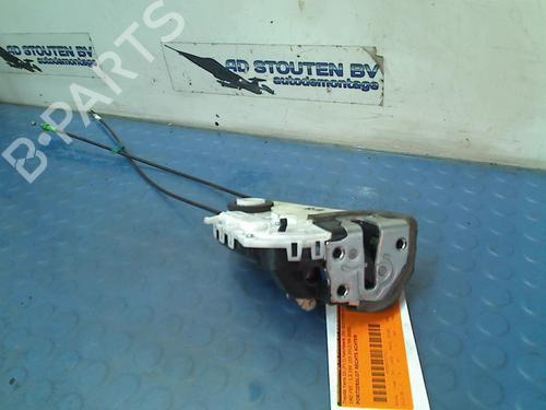 Rear right lock TOYOTA YARIS (_P13_) 1.5 Hybrid (NHP130_, NHP130) | BP11262572C99