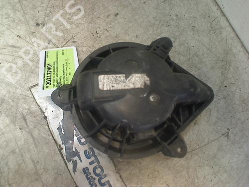 Heater blower motor OPEL VIVARO A Van (X83) 2.5 CDTI (F7) | BP11319255M62 