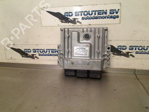 Used Engine control unit (ECU) PEUGEOT 3008 I MPV (0U_) 2.0 HDi Hybrid4 (0URHCA) (200 hp) 28510394
