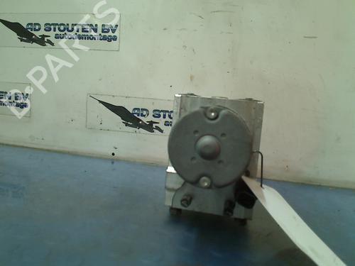 Used ABS pump TOYOTA COROLLA Verso (ZER_, ZZE12_, R1_) 1.8 (ZNR11_, ZNR11R) (129 hp) 11373704