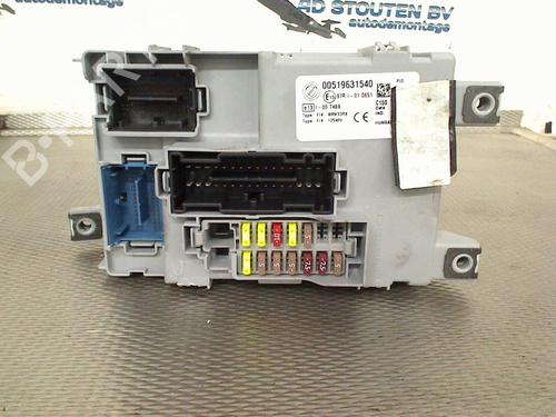 Used Fuse box Fuse box FIAT PUNTO (199_) 0.9 Twinair Turbo (86 hp) 34005382 34005382