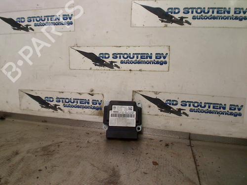Used ECU airbags ECU airbags VW POLO V (6R1, 6C1) 1.2 TDI (75 hp) 33421844 33421844
