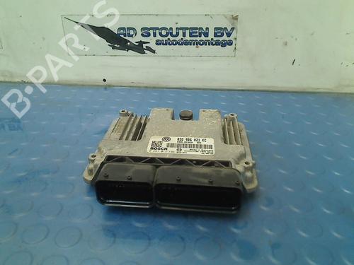 Used Engine control unit (ECU) VW TOURAN (1T1, 1T2) 1.9 TDI (105 hp) 12169687