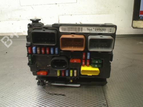 Fuse box CITROËN DS3 (SA_) 1.6 HDi 90 | BP30834543E1