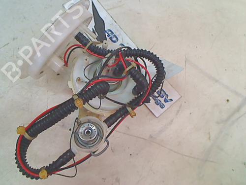Used Fuel pump BMW 5 (F10) 528 i (245 hp) 11260586