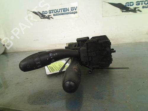 Used Steering column stalk HYUNDAI i30 Estate (FD) 1.6 (126 hp) 19428465