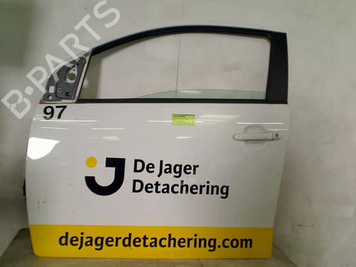 left-front-door-peugeot-108-2014-39585445 main image