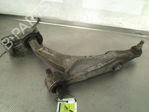 Højre fortil bærearm Højre fortil bærearm ALFA ROMEO 159 (939_) 1.9 JTS (939AXA1B) (160 hp) 33771198 33771198