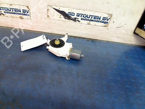 Used Right front window motor Right front window motor MERCEDES-BENZ E-CLASS (W212) E 350 CDI (212.025) (231 hp) 36409019 36409019