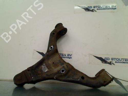 Højre fortil bærearm Højre fortil bærearm MERCEDES-BENZ SPRINTER 3-t Van (B906) 211 CDI (906.611, 906.613) (114 hp) 33796393 33796393