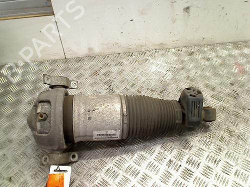 Used Left rear shock absorber PORSCHE CAYENNE (9PA) 3.2 (250 hp) 11258073