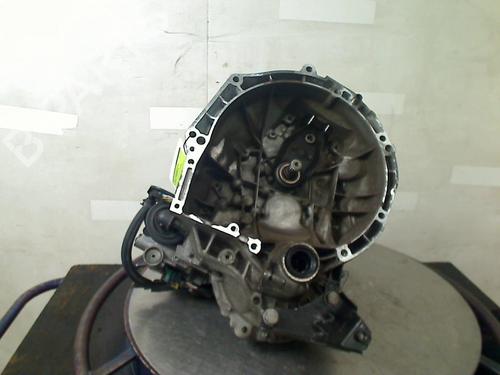 Caja de cambios PEUGEOT 208 I (CA_, CC_) 1.2 VTI 82 (82 hp) 31637839