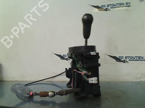 Used Gear lever NISSAN JUKE (F15) 1.6 DIG-T NISMO RS 4x4 (214 hp) 18233477