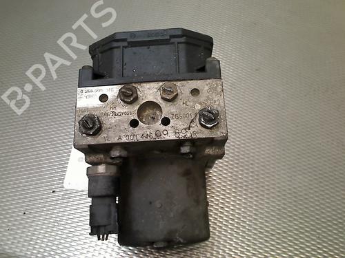 ABS Bremseaggregat ABS Bremseaggregat MERCEDES-BENZ VITO / MIXTO Van (W639) 111 CDI (639.601, 639.603, 639.605) (109 hp) 33771156 33771156